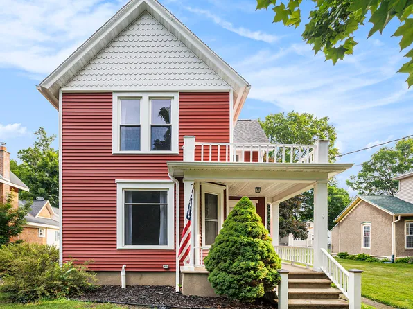 520 W Mansion St, Marshall, MI 49068