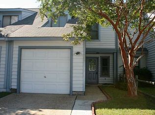 303 Elderwood Ct, Virginia Beach, VA 23462