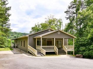 18 Green Valley Trl, Cartersville, GA 30120