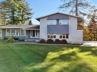 120 Oak Dr, Roscommon, MI 48653
