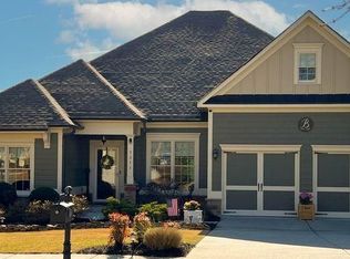 7371 Bird Song Pl, Flowery Branch, GA 30542