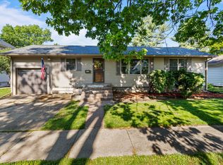 405 N Draper Ave, Champaign, IL 61821