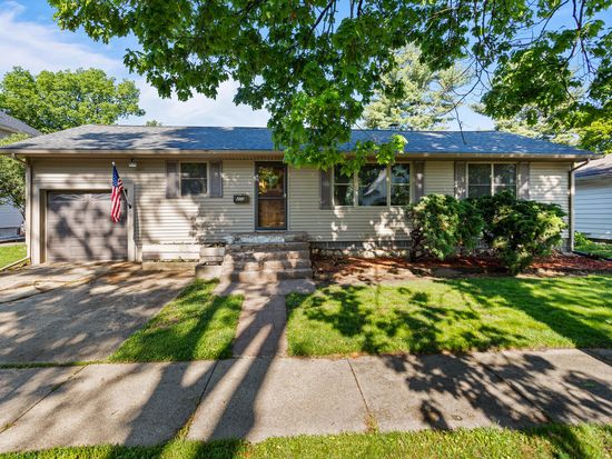 405 N Draper Ave, Champaign, IL 61821
