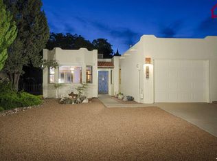 3275 Hillrise Dr, Las Cruces, NM 88011