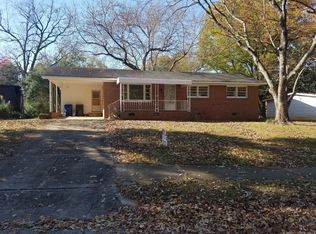 2013 Lawrence Dr, Raleigh, NC 27603