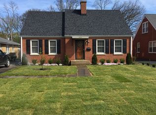 204 Park Ave, Lake Forest, IL