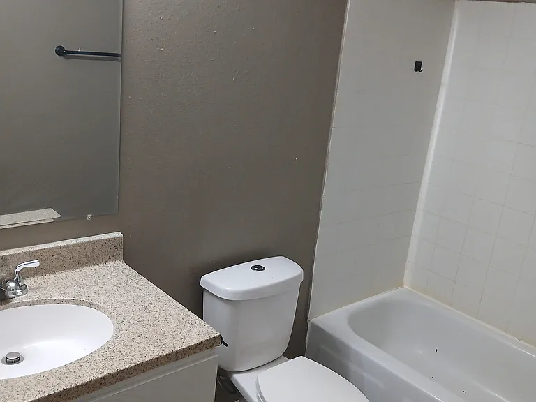 Briarwood Estates — Photo 23