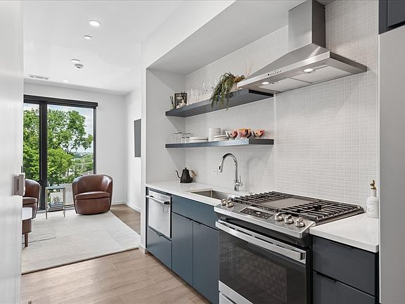 3rd image of 500 Merritt Ave #309
