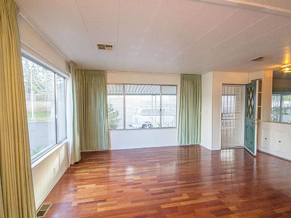 7327 San Luis Living Room