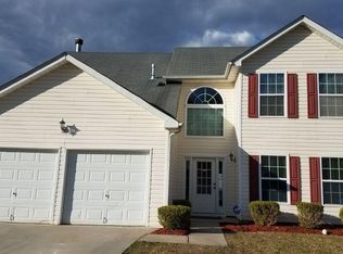 6011 Horseshoe Ln, Fairburn, GA 30213