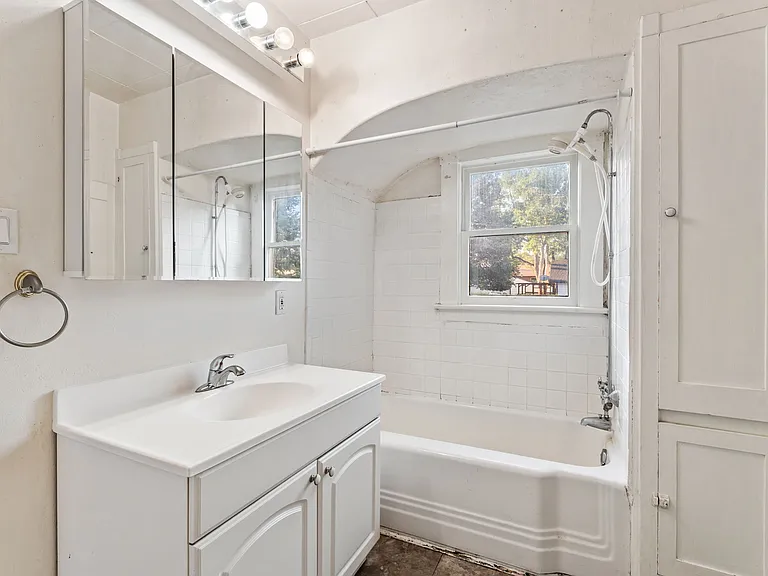1532 N Chestnut St #A — Photo 16