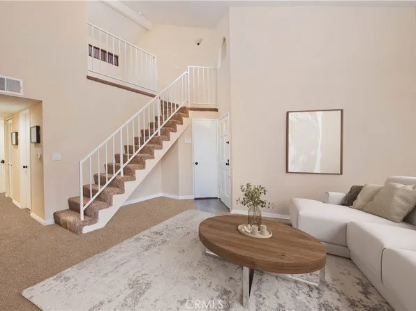 19804 Sandpiper Pl Unit 10, Santa Clarita, CA 91321