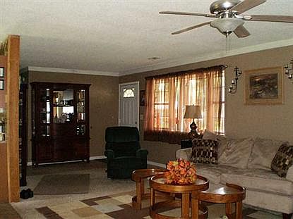 4th image of 1402 W Sunset Dr