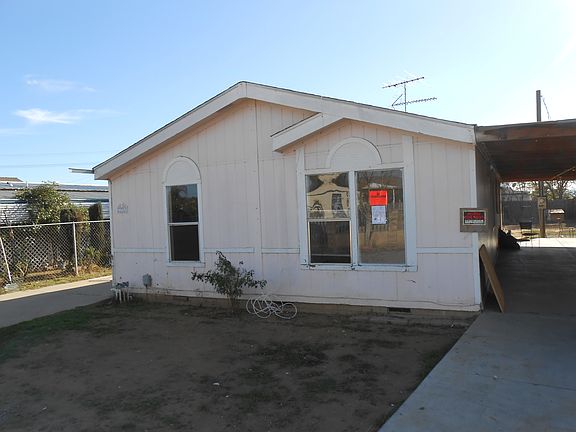 4th image of 27713 Harrison Ave