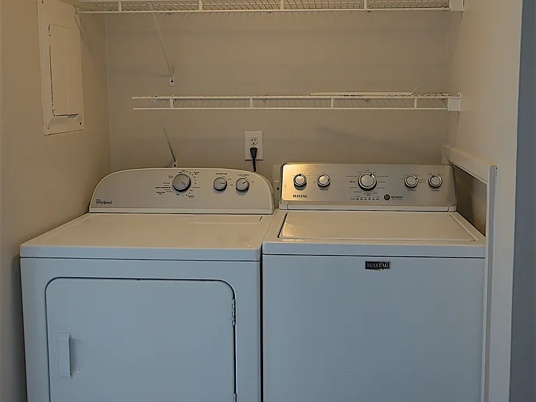 21 Rivers Point Row #13B — Photo 12