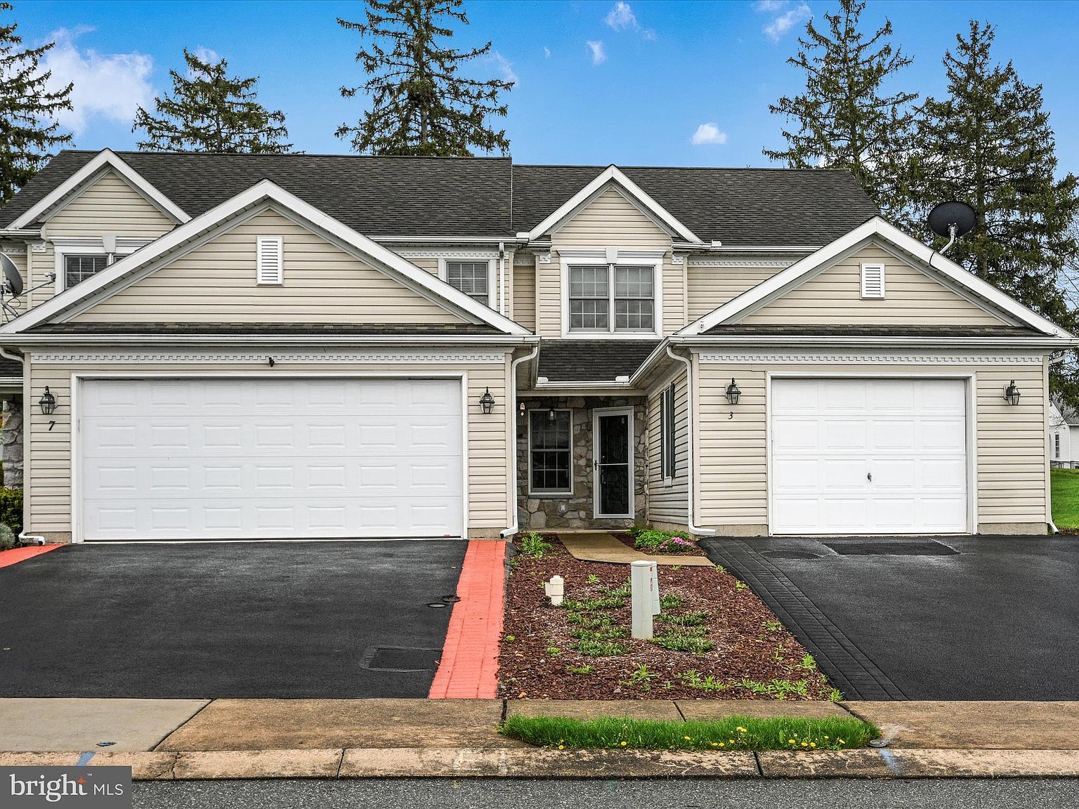 3 Hemlock Dr, Maytown, PA 17550 Zillow