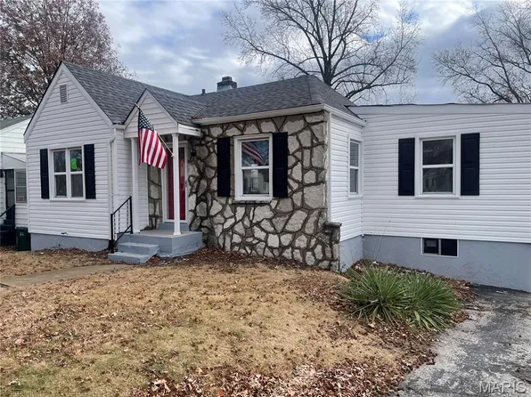 5320 Olene Dr, Saint Louis, MO 63121