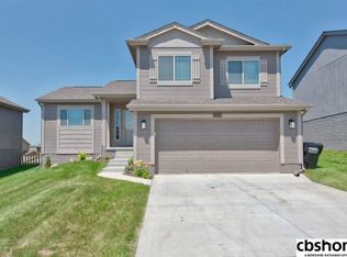 16412 Redman Ave, Omaha, NE 68116