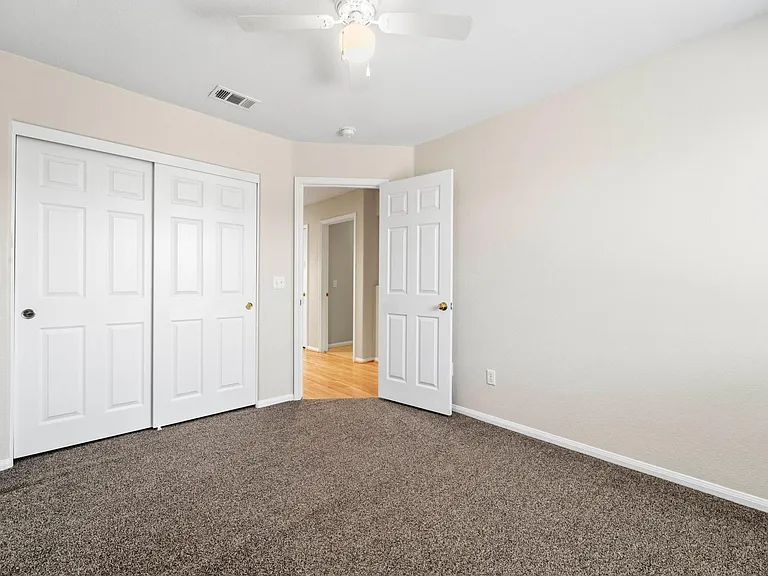 8497 Tamarack Ave — Photo 17
