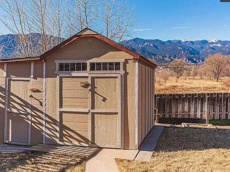 2342 Spring Blossom Dr — Photo 37