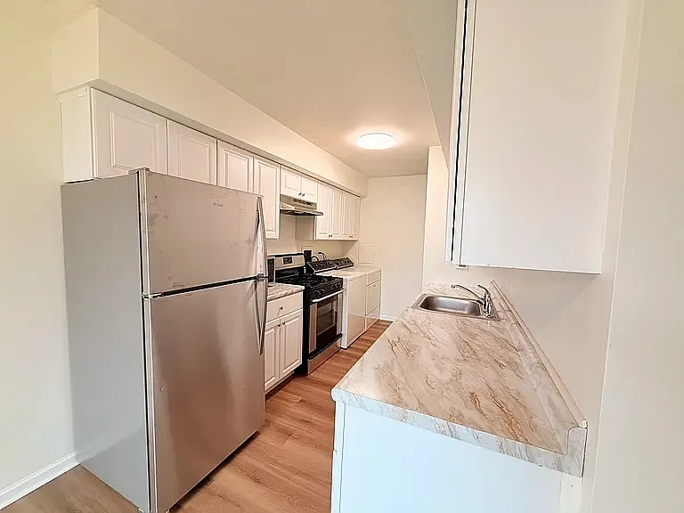 1661 Cornell Dr #0 — Photo 2