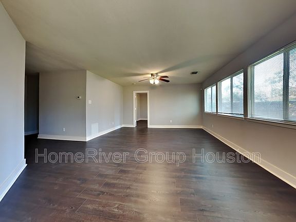 4th image of 17107 Port O Call St