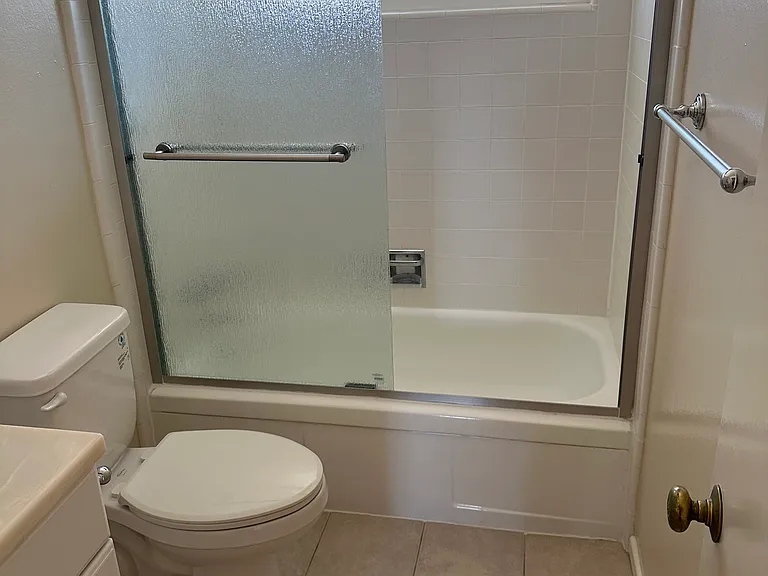 376 College Ave #7B — Photo 7
