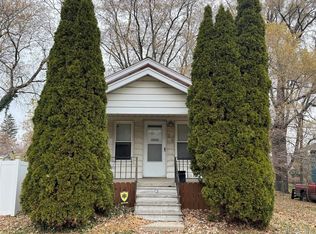 24 W Fairmount Ave, Pontiac, MI 48340