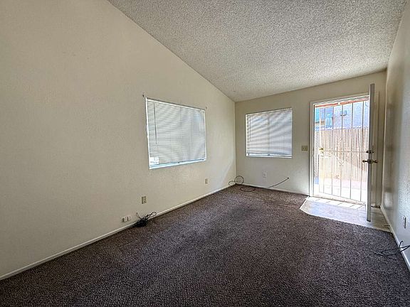 3rd image of 364 Rio Grande Ct APT A