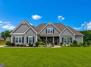 394 Bluff Mill Farms Dr, Senoia, GA 30276