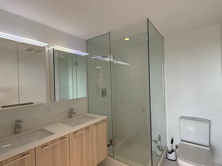 2221 E 30th Ave #1206 — Photo 11