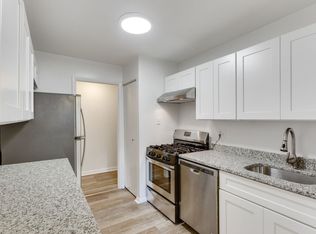 1921 Wilson Ln APT 104, Mc Lean, VA 22102