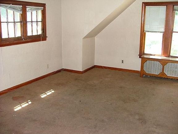 2nd image of 5132 N 58th St #5134