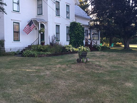 2nd image of 8369 Willow St