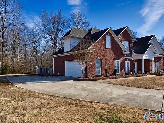 3rd image of 172 Wes Ashley Dr
