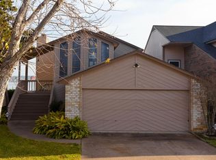 1158 Lake View Dr, Montgomery, TX 77356