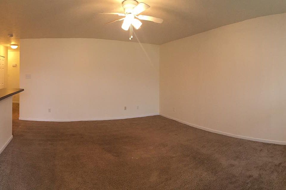 1st image of 115 Ryan Ln APT 1