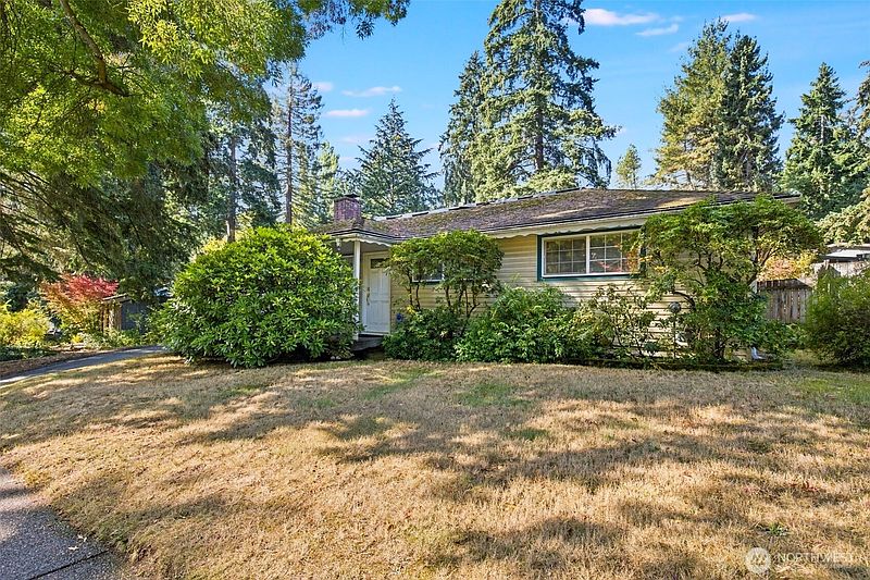 2nd image of 11735 35th Avenue NE