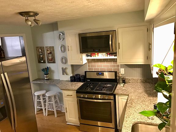 breakfast nook and kitchen