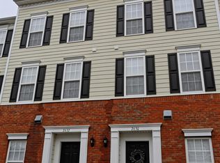 2630 Calgary, Lexington, KY 40509