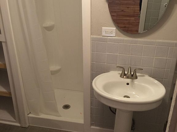 5th image of 588 Crosby St APT 4