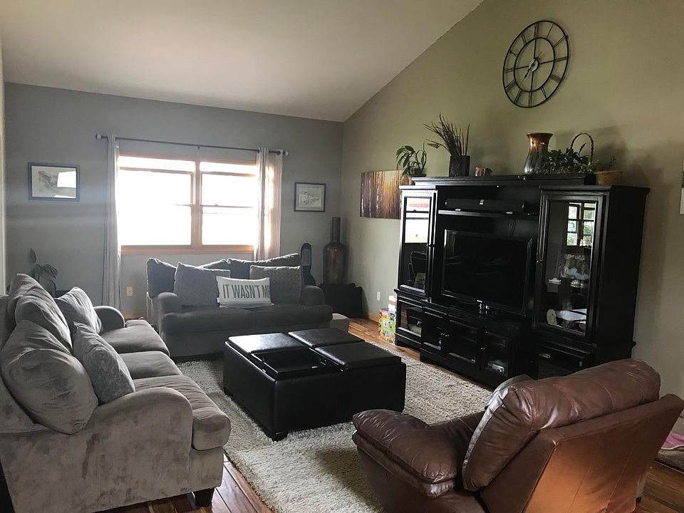1st image of 18017 Westwood Dr