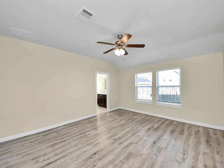 24654 Greenwood Bay Dr — Photo 14