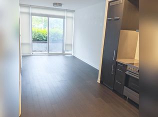 455 Front St E #4, Toronto, ON