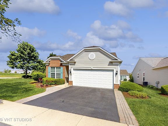 2nd image of 3364 Comstock Ct