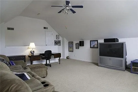 Bonus room