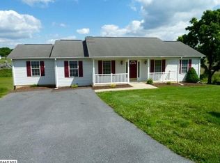 1108 Walnut St, Staunton, VA 24401