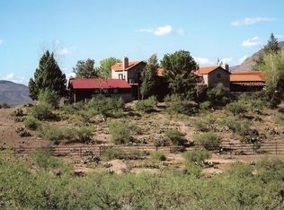 14975 W Kirkland Hillside Rd, Peeples Valley, AZ 86332