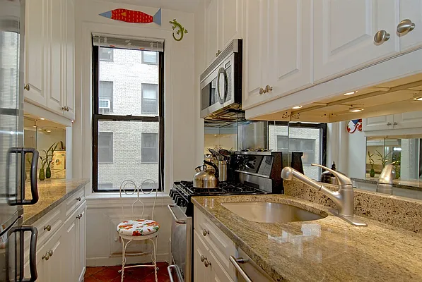 Sold by Corcoran | media 23