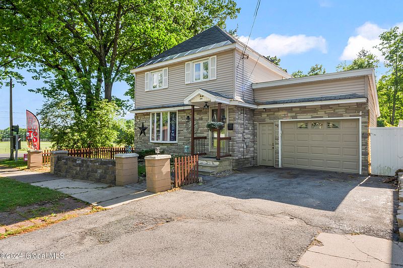 3rd image of 46 Bloomingdale Avenue
